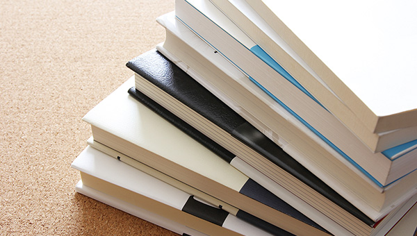 資格取得支援(約300種)