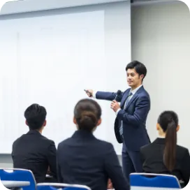 セミコン研修の座学の様子